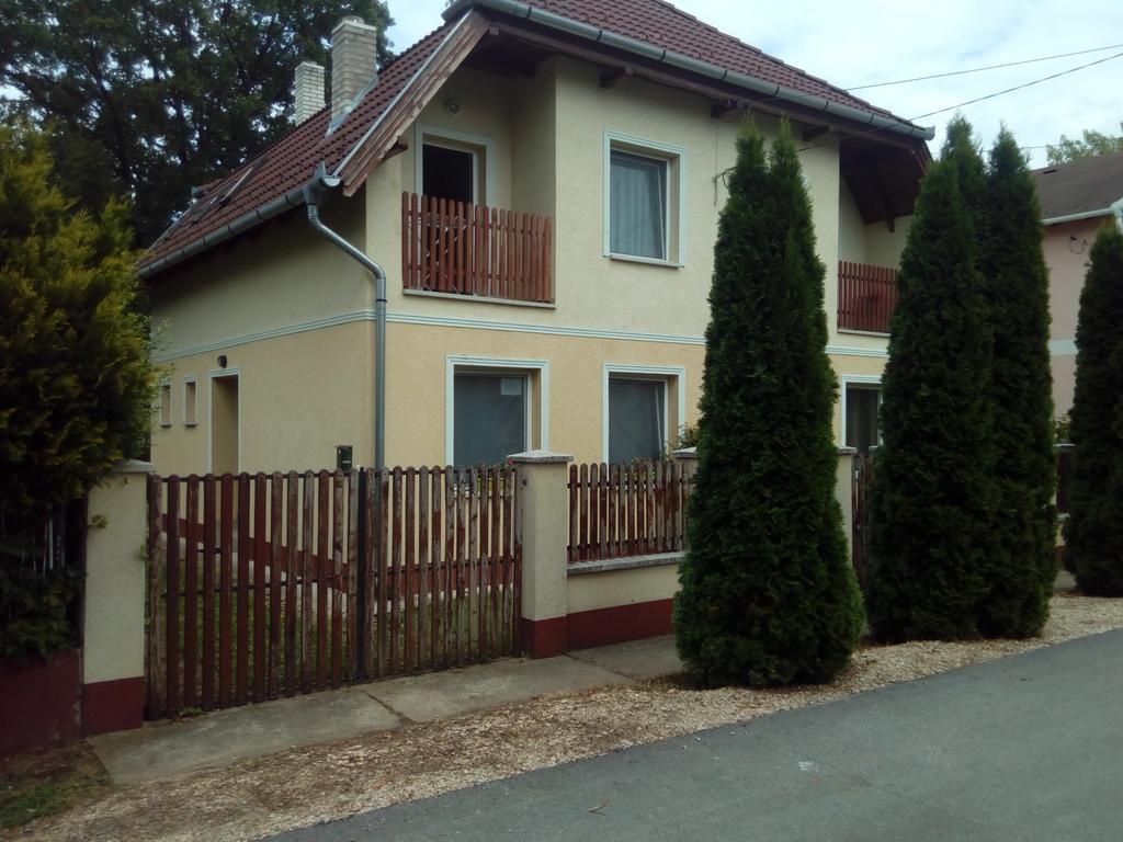 Eva Vendeghaz Guesthouse Hajdúszoboszló Dış mekan fotoğraf