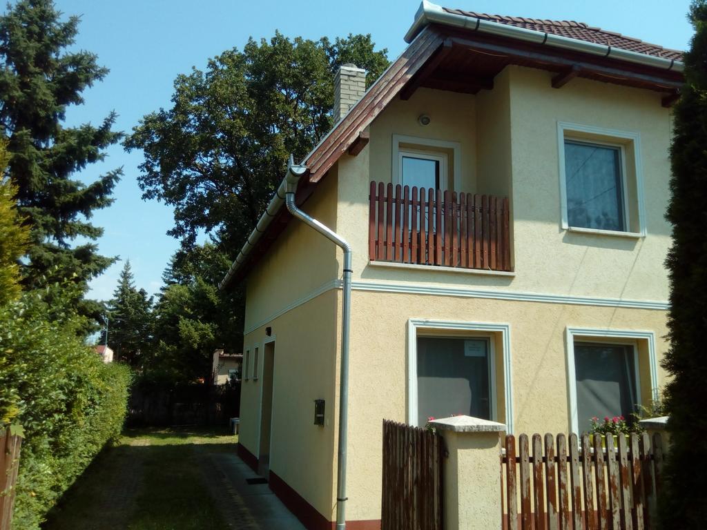 Eva Vendeghaz Guesthouse Hajdúszoboszló Dış mekan fotoğraf
