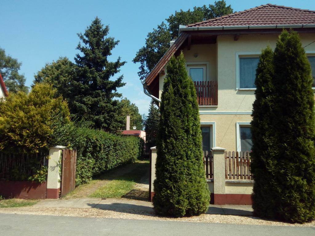 Eva Vendeghaz Guesthouse Hajdúszoboszló Dış mekan fotoğraf